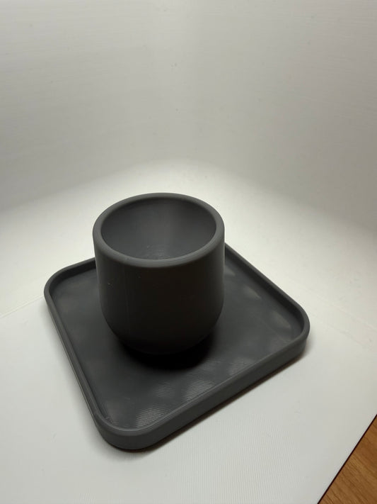 Eierbecher mit Untersetzer